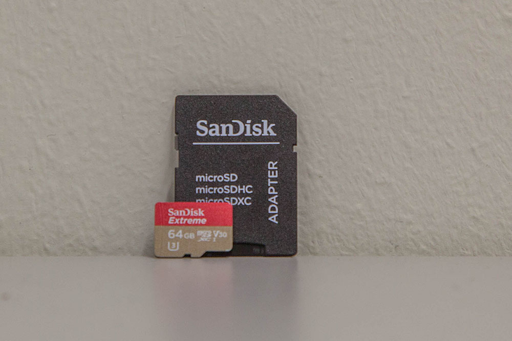 64 GB Micro-SD 