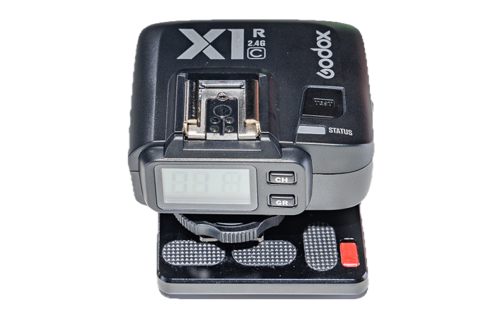 Hier mit einer Arca Swiss Platte f&uuml;r die Montage auf einem Stativ