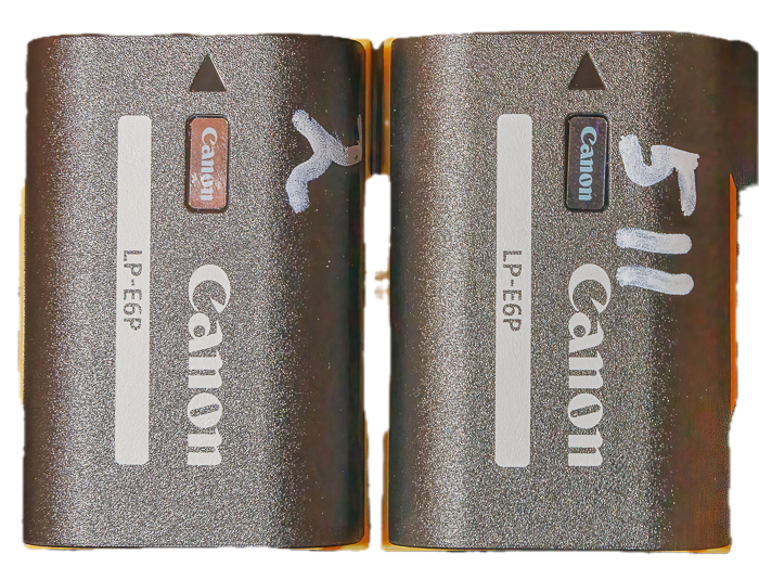 Zwei Ersatz-Akkus f&uuml;r die EOS R5 Mk II: LP-E6P