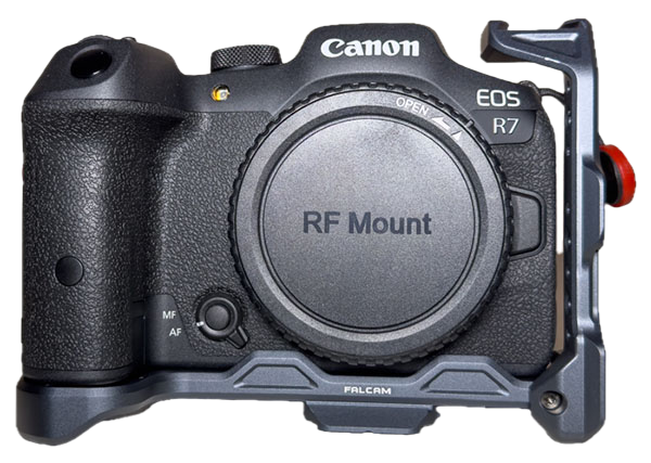 L-Winkel von Falcam an der R7 angebracht 