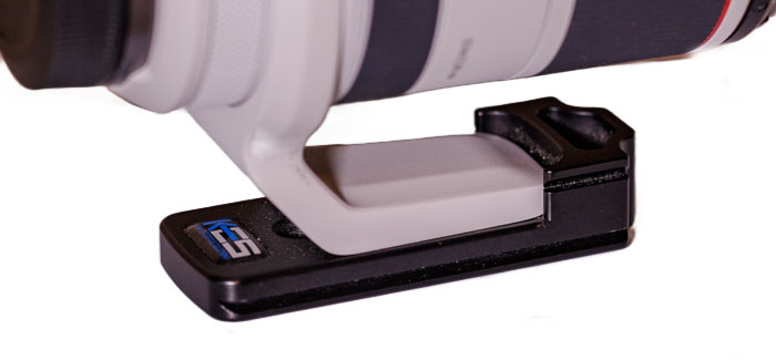 Die Schiene ist so konstruiert, dass er verdrehsicher angebracht werden kann, auch an dem 70-200 mm F2.8 Objektiv 