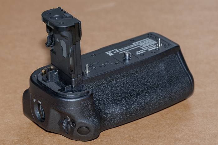 Batteriegriff BG-R20 für die R5 Mk II