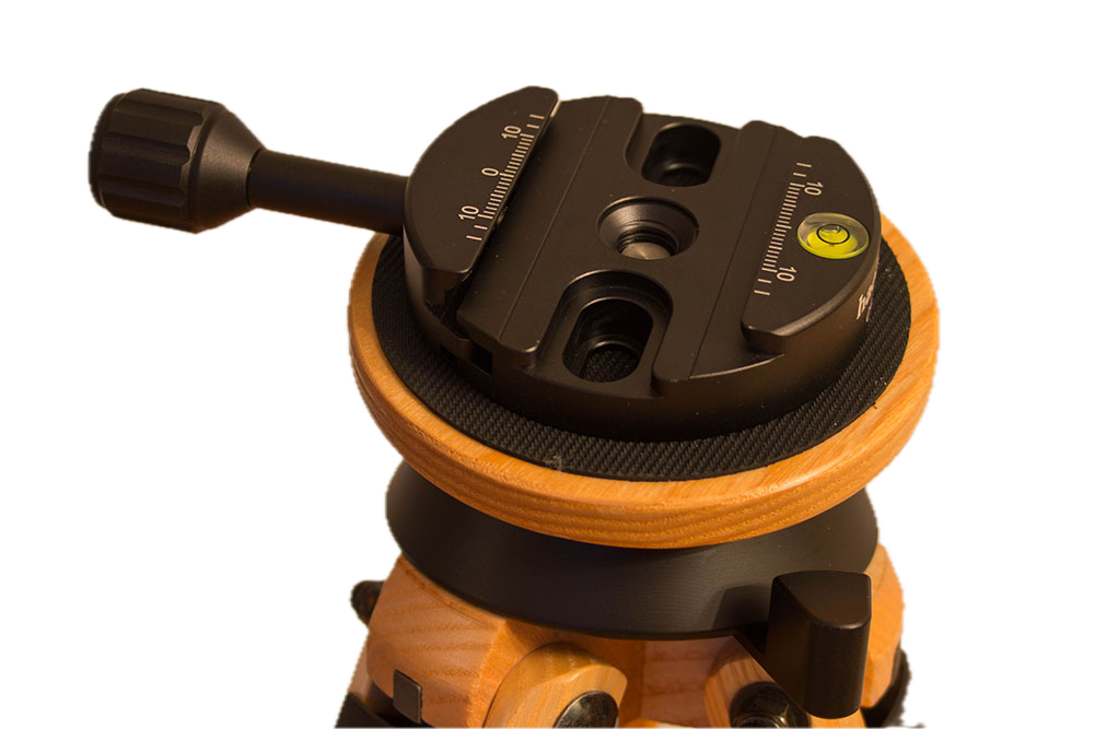 QR-Kameraplatte auf dem Berlebach Mini